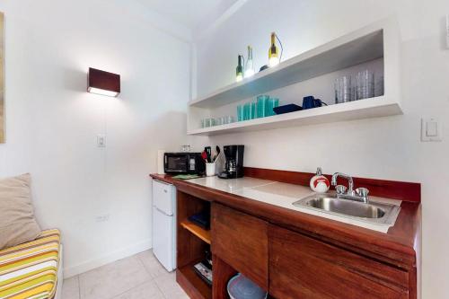Rainforest Suite at Casa DV Suites -Gold Standard Certified, Caye Caulker (Foto 8)