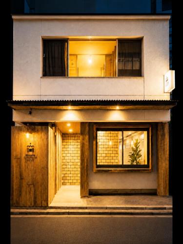 Akasaka Guesthouse HIVE, Токио
