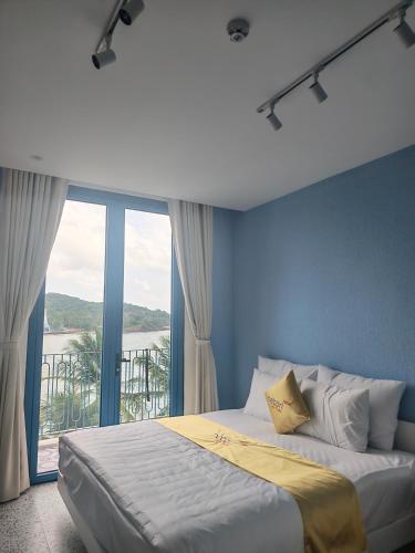 Hetori Hotel in Hon Thom