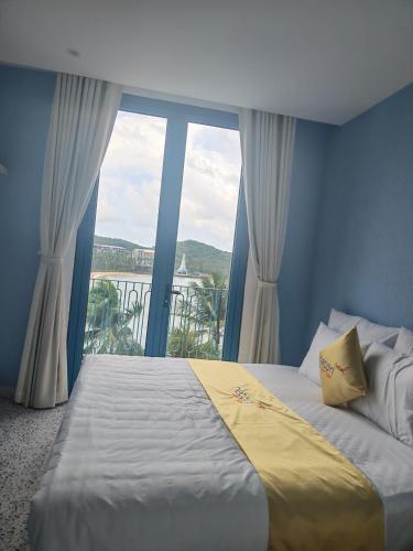 Hetori Hotel in Hon Thom