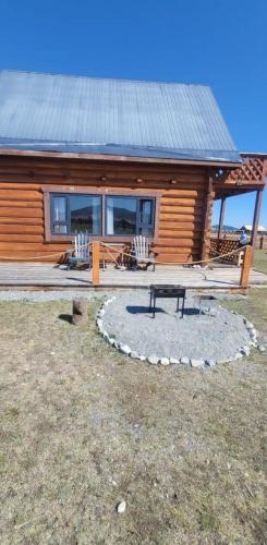 Mothers Modern Lakeside Cabin in Hatgal