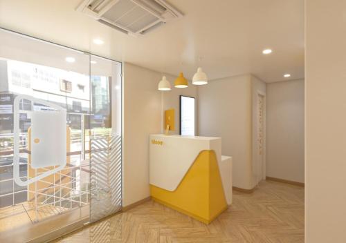 Lobby, Bloom Hotel CMH Road Indiranagar near Ojus Medicare