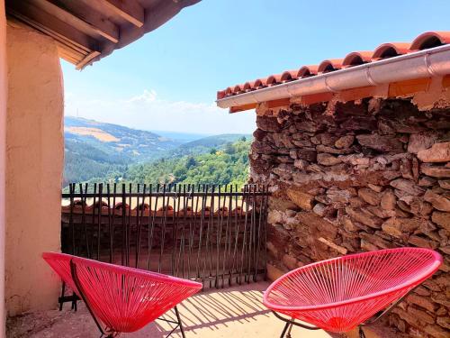 Maison Cosy au Pied du Château & Une Vue Unique