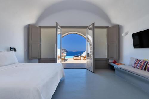 Ambassador Santorini Room Type - Superior Pool