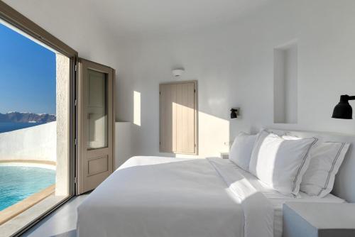 Ambassador Santorini Room Type - Luxury Suite