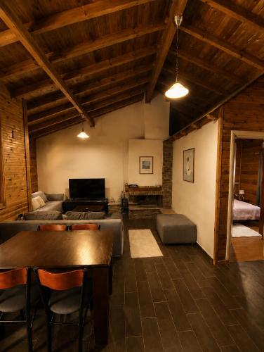 Pierian Chalets by TETOS - Cozy