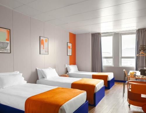 STAYSOME Porto Herculano, Порту