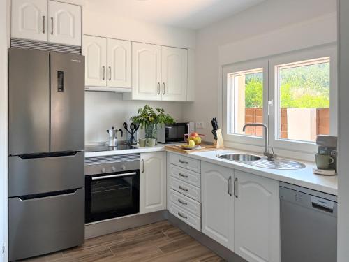 TAYP LaParra Homes in La Parra (Castile and Leon)
