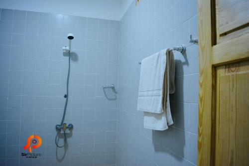 Hotel Carrefour des stars annexe in Ниага