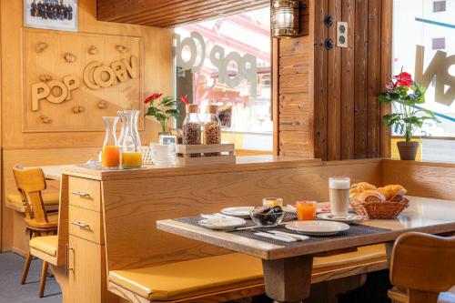 Hotel Haus am Wald in Ароса