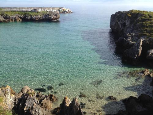 Las Rocas – Llanes, FL