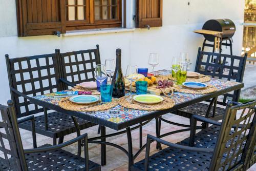 Seadmed, Villa Valle 16 with pool and hill views in Serrungarina