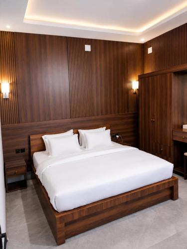 Kivu Hilltop beach Hotel & Apartment in Gisenyi