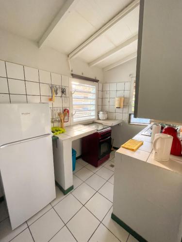 Kitchen, Maison confortable a Baie-Mahault avec climatisation in Baie-Mahault