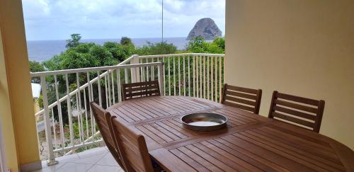 ระเบียง/ชานเรือน, Maison confortable au Diamant avec vue sur la mer in เลอ ยามัน
