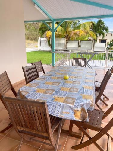 Dārzs, Maison spacieuse avec jardin au Diamant, proche plages in Le Diamant
