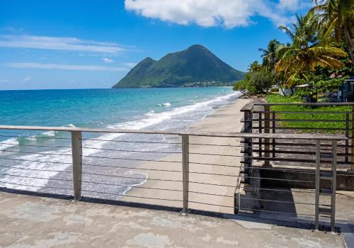 Skats, Maison spacieuse avec jardin au Diamant, proche plages in Le Diamant