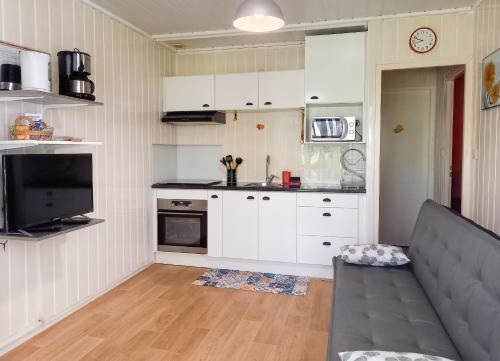 مطبخ, Bungalow accueillant a Bouillante avec climatisation et terrasse in Bouillante