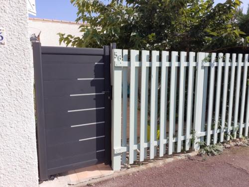 Maison confortable à Saint-Cyprien avec piscine partagée - image 5