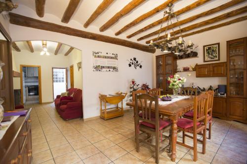 Casa rural la Posada ,Terra Alta, Matarrana. in Caseres