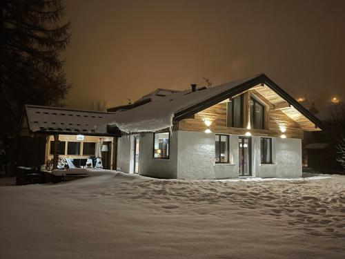 Chalet magnifique à Valloire avec vue sur montagne. - Location, gîte - Valloire
