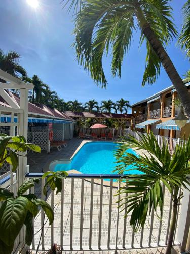 Charmant appartement avec piscine partagée à Pointe-Noire - 36m² - Location saisonnière - Pointe-Noire
