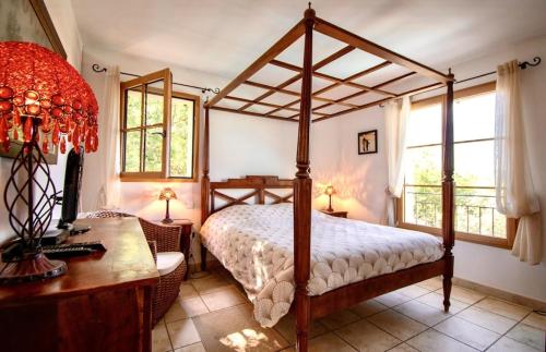 Evasion Provencale : Villa Elegante pour 10 Personnes – Villars, UT