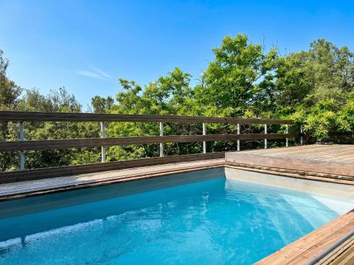 Maison charmante à Valleraugue avec piscine partagée.