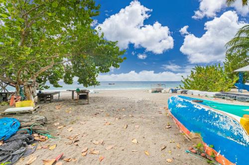 Appartement charmant au Carbet avec vue sur la mer - 50 m² in เลอการ์เบ
