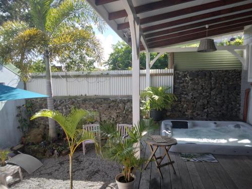 Appartement confortable à Le Vauclin avec jacuzzi - Location saisonnière - Le Vauclin