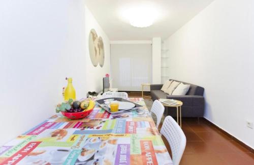 Modern apartment in Valencia 56 m² with air conditioning - image 5