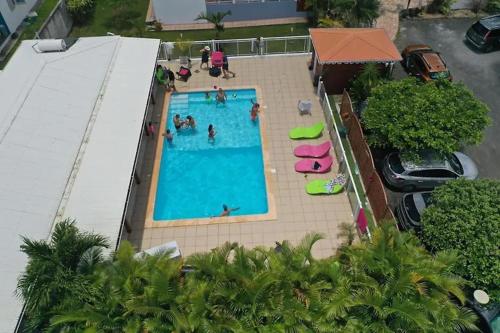 Vista, Maison charmante Le Moule avec piscine partagée (Maison charmante Le Moule avec piscine partagee) in Le Moule