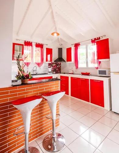 Cozinha, Maison charmante Le Moule avec piscine partagée (Maison charmante Le Moule avec piscine partagee) in Le Moule