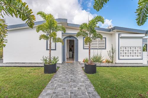 ทัศนียภาพภายนอกโรงแรม, Villa de rêve avec piscine privée à Baie-Mahault (Villa de reve avec piscine privee a Baie-Mahault) in แบ มาโอล