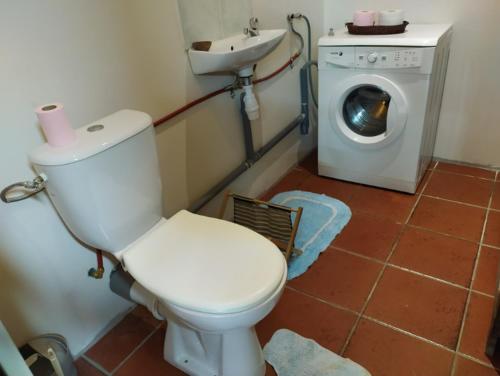 Vannas istaba, Maison chaleureuse à Bagnac-sur-Célé 70 m² avec jardin accueillant (Maison chaleureuse a Bagnac-sur-Cele 70 m² avec jardin accueillant) in Bagnac-sur-Célé
