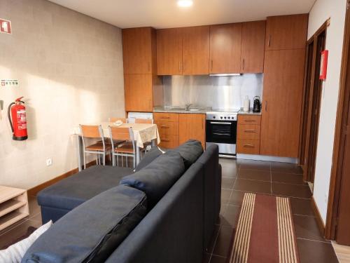 Comfortable House in Marinhas + Garden and Sea View., Marinhas (foto 7)