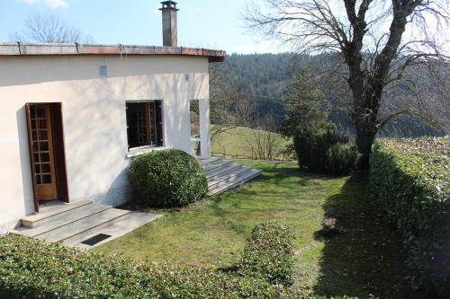 . Maison chaleureuse à Langogne avec vue sur montagne