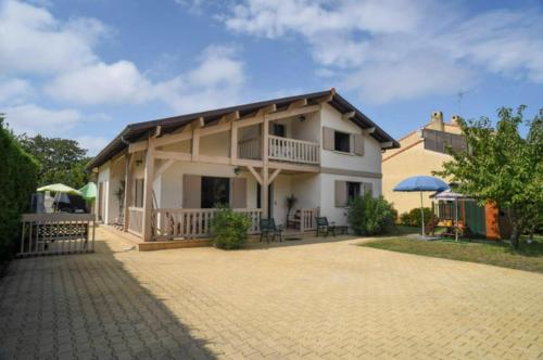 Villa avec piscine et jardin, Gujan-Mestras - Location, gîte - Gujan-Mestras