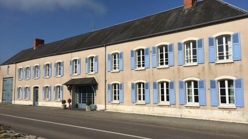 Maison de Charme au Dézert avec Vue sur le Lac gîte à louer Le Mesnil-Véneron