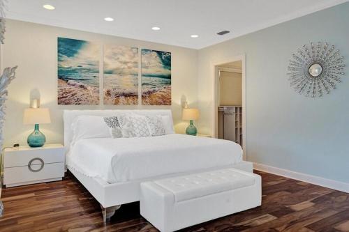 Villa Shoreline Luxe, Cozy 3BR Villa with Resort-Style Pool in Eastern Shores