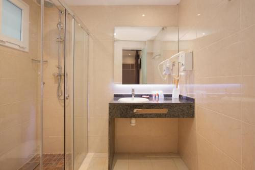 Hostal Fernando - image 14