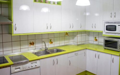 virtuve, Warm House in Baños de Valdearados, Farm Close to Town (Warm House in Banos de Valdearados, Farm Close to Town) in Hontoria de Valdearados