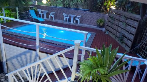 Appartement charmant à Rivière-Pilote avec piscine partagéeB - image 4