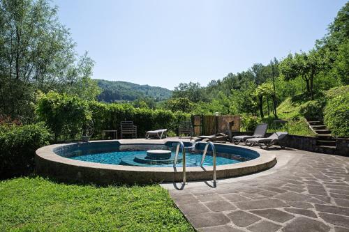  Comfortable house with pool in Castelnuovo di Garfagnana in Castelnuovo di Garfagnana