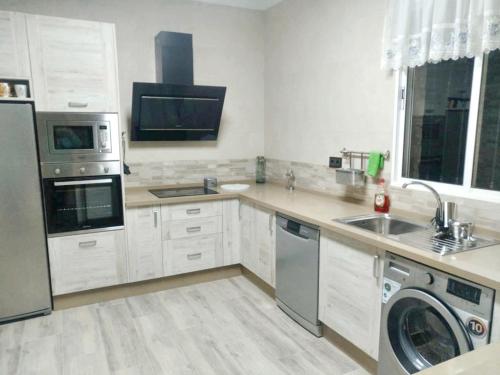 Charming chalet in Prado del Rey with private pool, Prado del Rey (foto 10)
