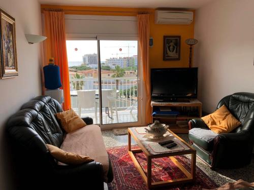 Seafront Apartment Platja d'Aro