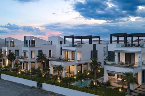 4 bedrooms, 5 beds