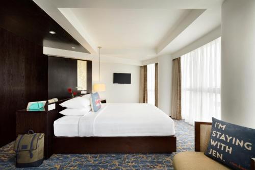 Executive Double Room (Free Return Airport Transfer, Complimentary Wifi) image 3
