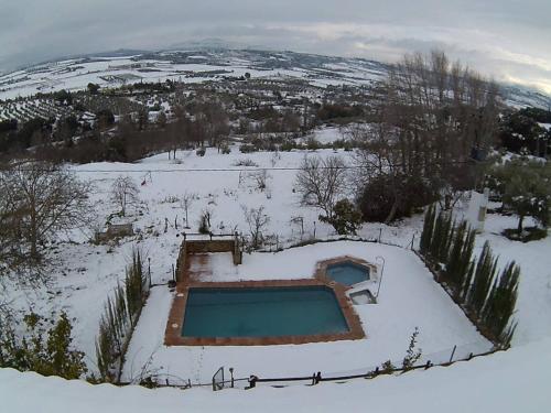 Charming Villa in Ronda with Pool - image 3