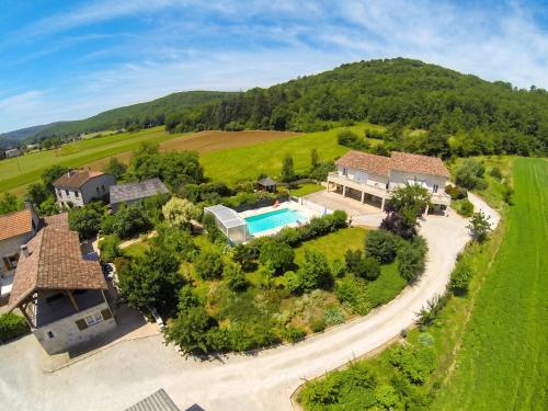 Viesnīcas āriene, Maison accueillante à Saint-Géry avec piscine partagée (Maison accueillante a Saint-Gery avec piscine partagee) in Saint-Gery